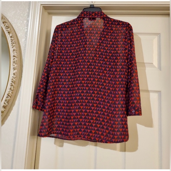 Ana Quarter sleeve ladies' blouse is a size Petite Medium - Picture 2 of 4